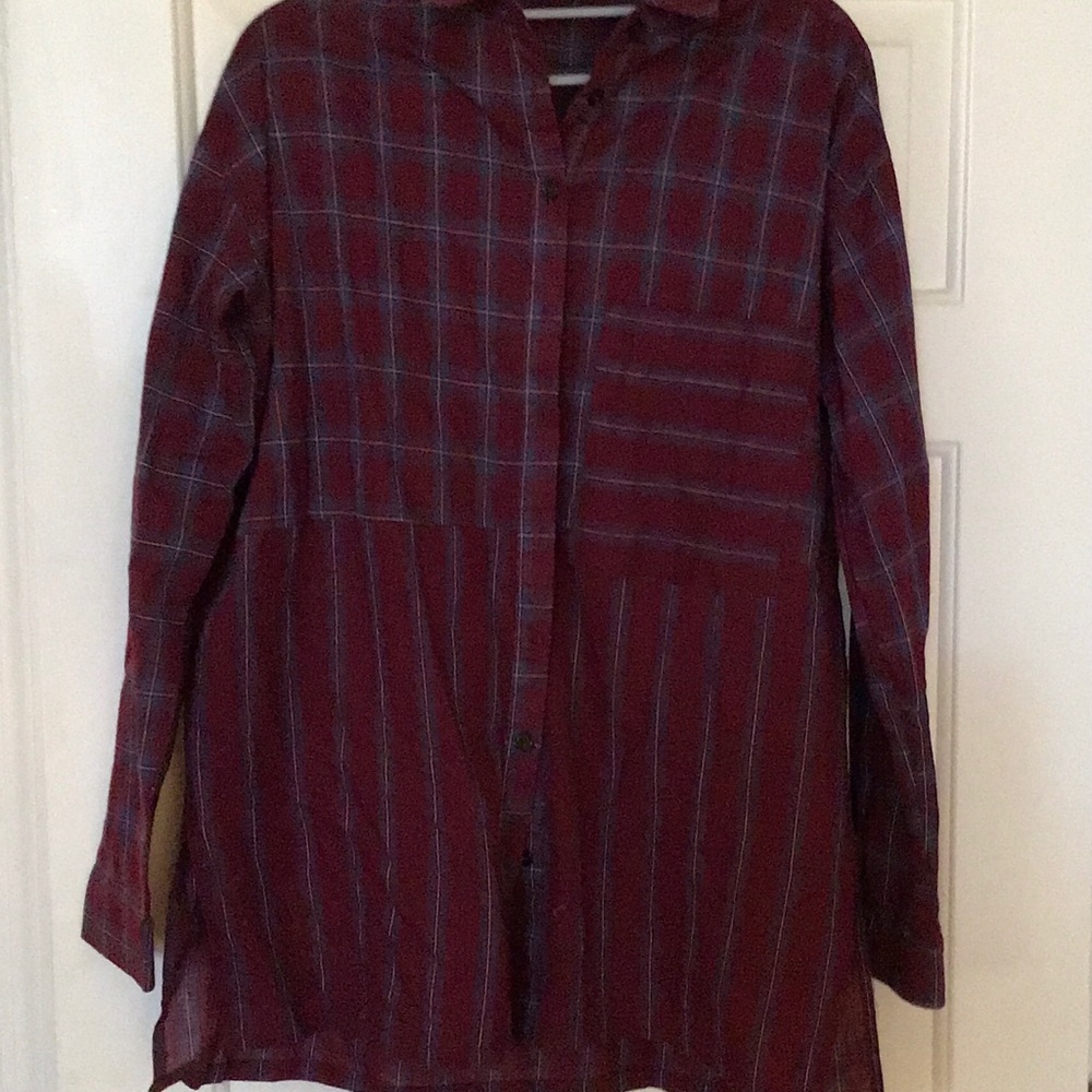 Entro plaid button down